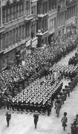 温斯顿·丘吉尔逝世(转自:历史上的今天。com)